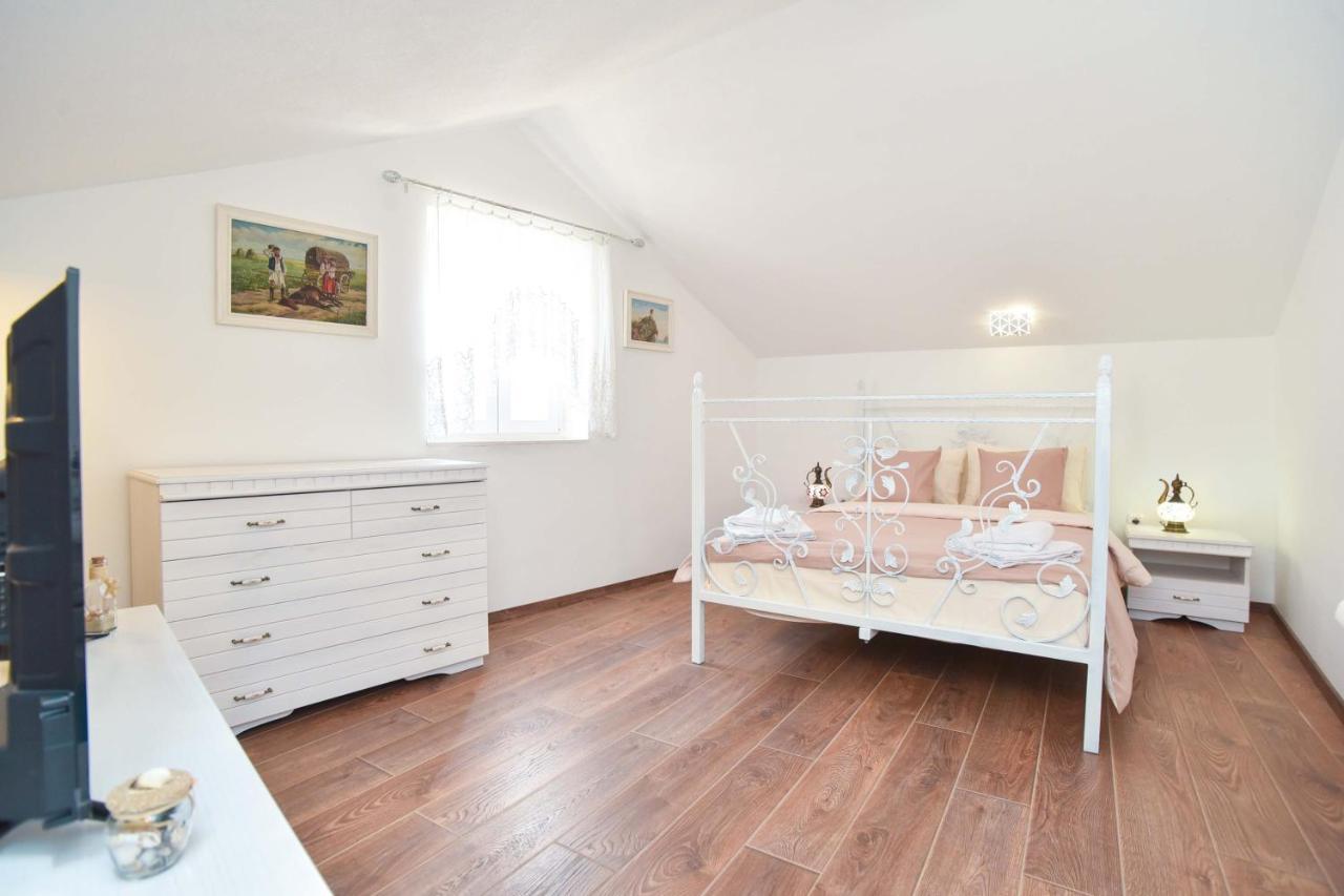 Apartman Senka Budva Bagian luar foto